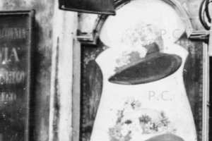 stara reklama kapeluszy dla dam.JPG