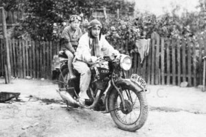 vintage bsa motorbike photo archives.JPG