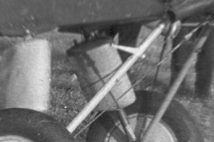 shock absorber landing gear po-2.JPG