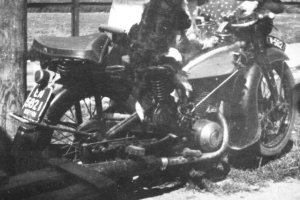 zabytkowy motor rejestracja EN Rzeszów Przemyśl.JPG