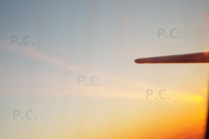 statecznik poziomy embraer 195 pll lot sp-lnh.JPG