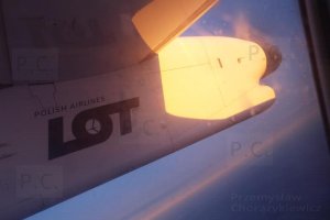 zachód słońca w locie samolot dhc bombardier.JPG