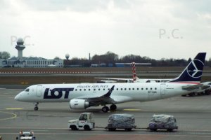 sp-lma lot embraer.JPG