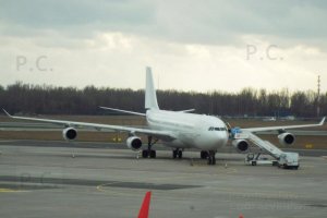 oo-abe warsaw chopin 4 engine jet.JPG