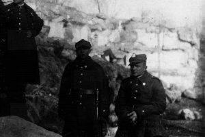 wycieczka na fort bolestraszyce przed wojną 1935.JPG