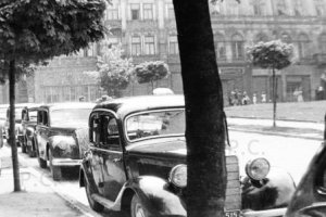 przemyśl mickiewicza zabytkowe taxi fotografia lotnictwo.JPG