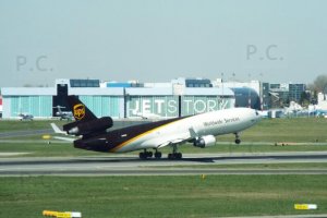 wordwide services  ups warsaw poland md-11 april 2019.JPG