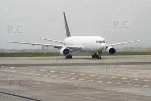 rzeszów cargo aircraft b 767 sp-mrf.JPG