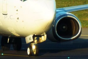 b 737 engine ly-mgc get jet.JPG