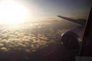 wschód słońca Boeing B 737 GetJet Airlines PLL LOT L03804.JPG