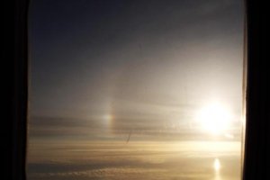 sun pillar boeing b 737 getjet airlines pll lot lease 24. 04. 2019.JPG