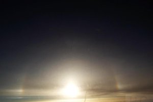 halo sun pillar light phenomenon.JPG
