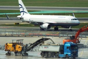 sx-dne airbus aegean warszawa.JPG