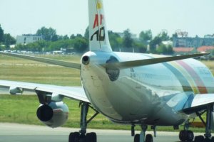a340 oo-abd air belgium rear view yellow a b crown logo.JPG