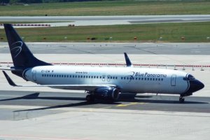 rare birds blue panorama ei-gim boeing b 737.JPG