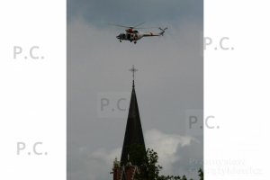 śmigłowiec kościół higherthanjumbojets.pl