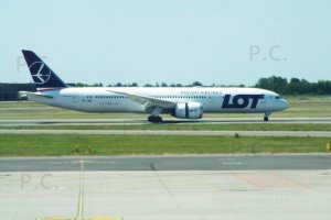sp-lsb boeing b 787 dreamliner pll lot 24. 06. 2019.JPG