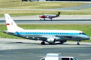 25. 06. 2019 sp-lim  special livery malowanie retro embraer splim.JPG