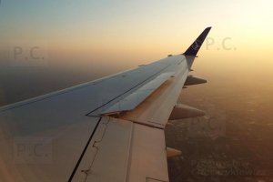 pll lot embraer 170 sp-lde lo3804 rze waw august 2019.JPG