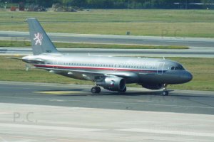 czech airbus jet lion badge tail