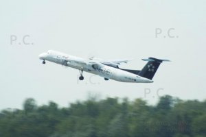 austrian bombardier q400 take off sequence.JPG