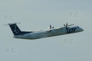 dhc-8 take-off pll lot rze waw flight lo3806.JPG