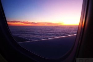orgy of colours above clouds.JPG