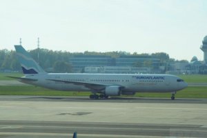 boeing b 767 euroatlantic white blue jet aircraft painting.JPG