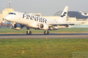 Finnair Embraer ERJ-190LR OH-LKE Przemyslaw Chorazykiewicz photo.JPG