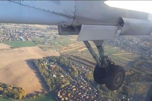 sp-eqh lubuskie podwozie lot l03903 chopin balice.jpg