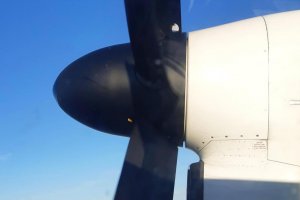 flight lo3903 waw krk bombardier q400 sp-eqh.jpg