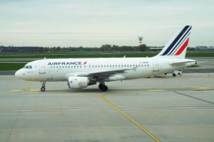 fgrxk airbus a 319 f-grxk warszawa warsaw.JPG