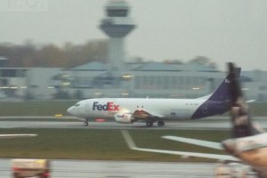fedex jet take-off chopin boeing b 737.JPG