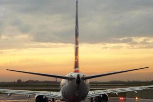 przemyslaw chorazykiewicz lotnictwo fotografia spod chmur.JPG