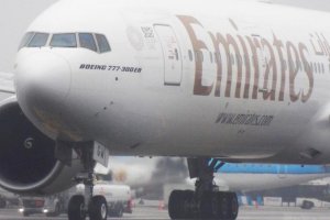 fotografia lotnictwo historia boeing b 777 300 er.JPG