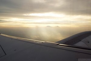 sunrays grey clouds przemyslaw chorazykiewicz aviation photos.JPG