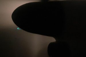 q400 sp-eqc pll lot starboard wing green light.jpg