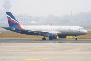 samolot airbus aeroflotu w warszawie 17. 01. 2020.JPG