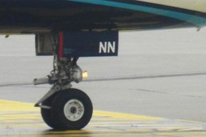 podwozie przednie sp-lnn e 195 polskie linie lotnicze lot.JPG