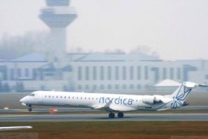 es-ach bombardier crj-900 nordica chopin esach.JPG