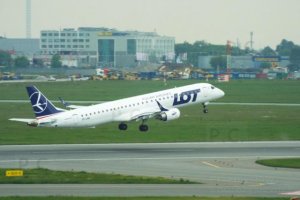 rozbudowa lotniska chopina maj 2019 sp-lng.JPG