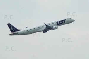 sp-lnl pll lot embraer side view widok z boku.JPG