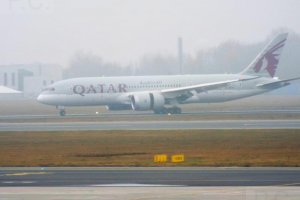 lotnisko szopena qatar b 787 a7-bch 17 styczen 2020 a7bch.JPG