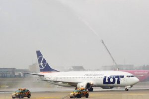 sp-llg last flight b 737 spllg 10. 03. 2020 pll lot boeing.JPG