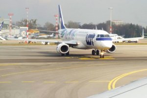 sp-lnc embraer 195 splnc lot polish airlines chocolate plum.JPG