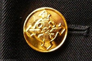 ukrainian railways uniform button.JPG