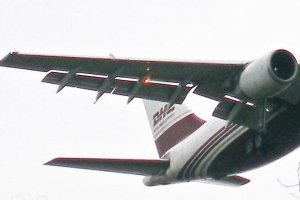 heathrow samolot a300 cargo dhl fotografia lotnictwo historia.JPG