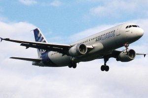 airbus jets f-wwba a320 fwwba lhr 2007.jpg