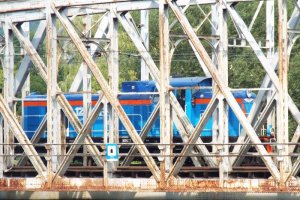 trains aircraft jumbojets.JPG