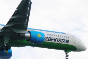 uzbekistan vp-bud b 757 vpbud heathrow 2007.JPG